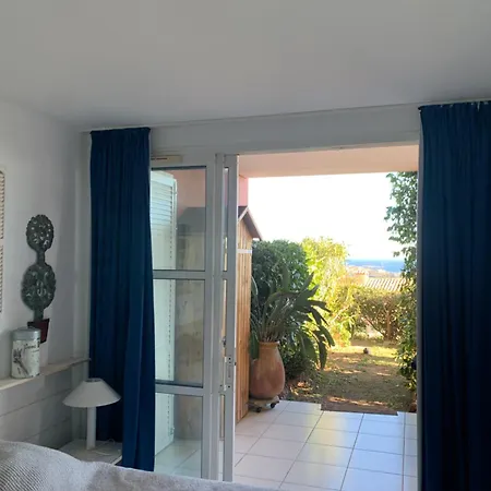 Cap Esterel T3 Jardin Cloture Grande Terrasse Couverte Vue 2 Village Pierre Et Apartment